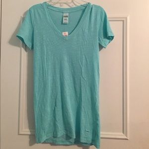 Aquamarine colored v neck shirt